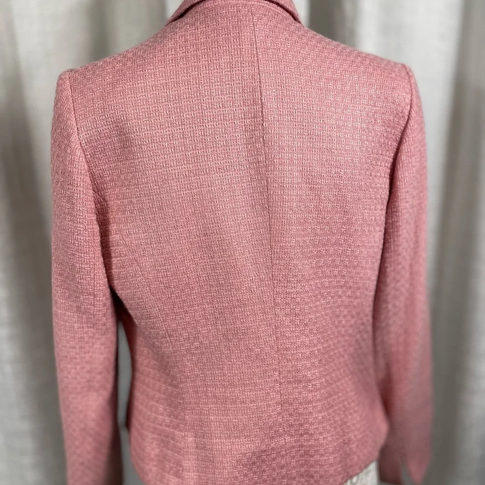 Judith Hart chic timeless